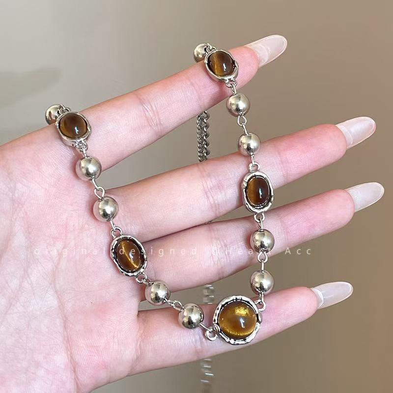 Chic Tiger Eye Beaded Necklace - Minimalist Silver Tone Choker