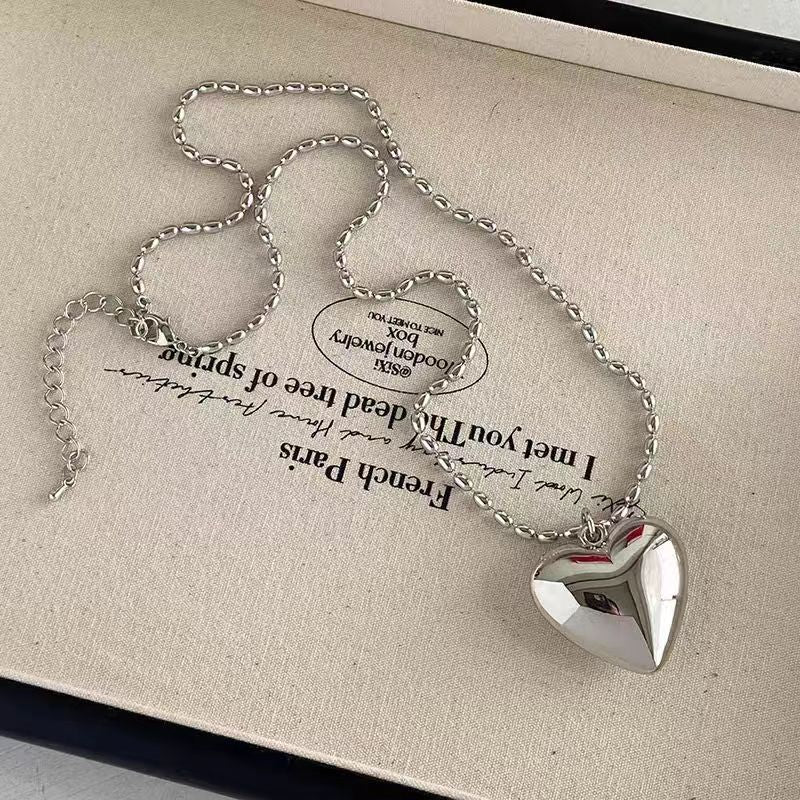 Irregular splicing cross pendant personality trend sweet men and women hip-hop necklace collarbone